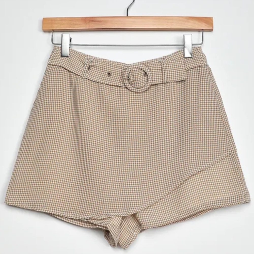 Lulus Beige Houndstooth Belted Skort